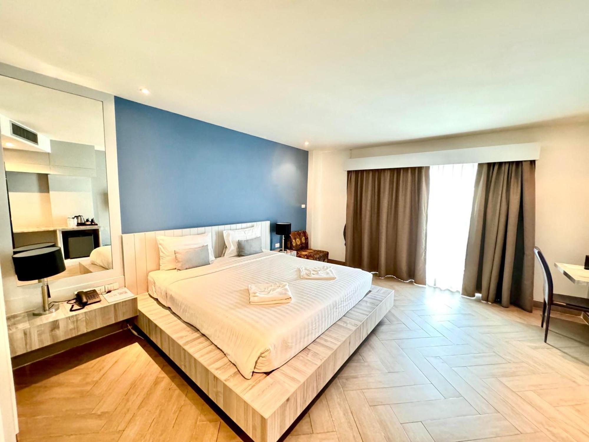 De Coze Hotel Patong Eksteriør bilde