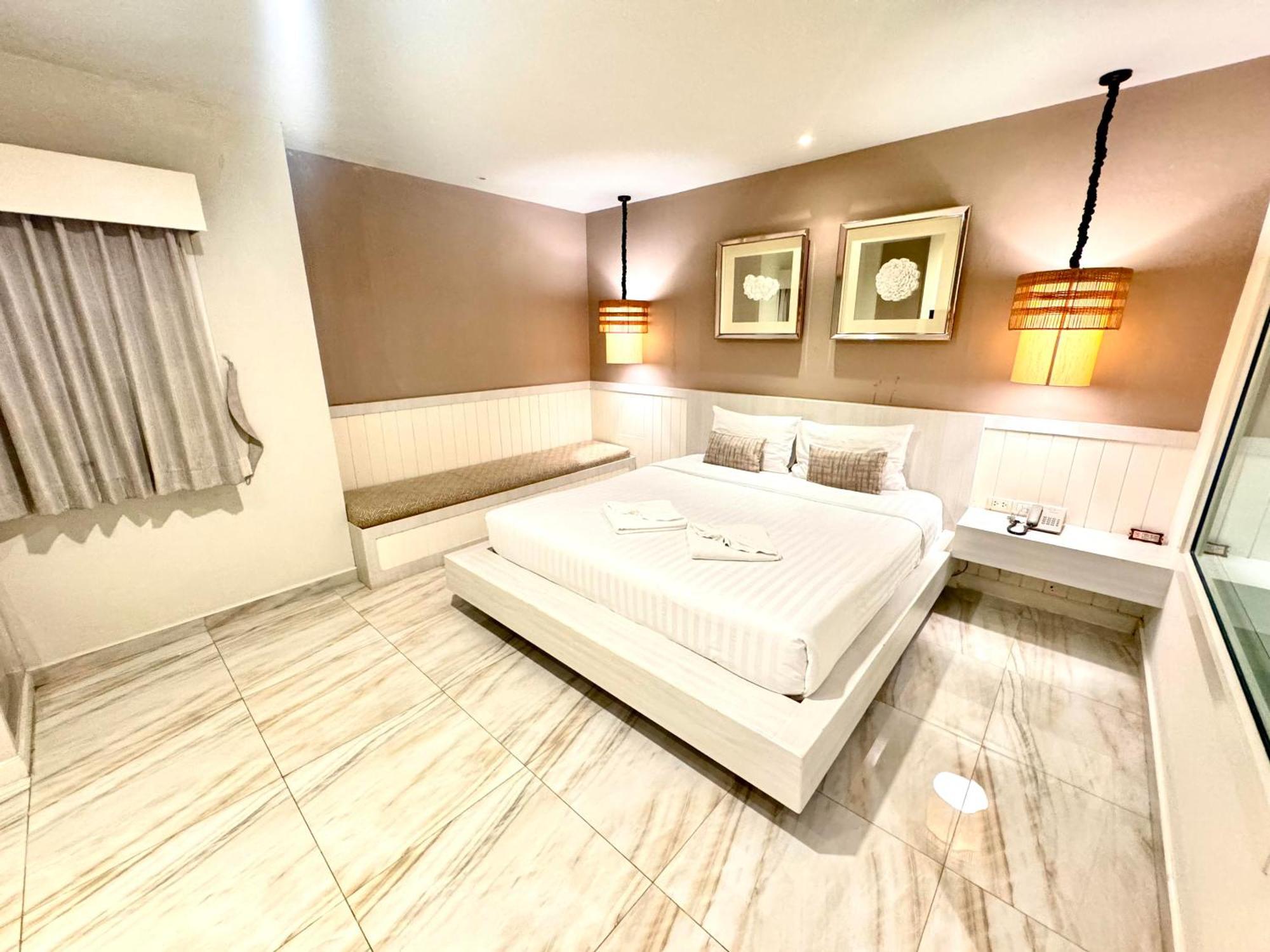 De Coze Hotel Patong Eksteriør bilde