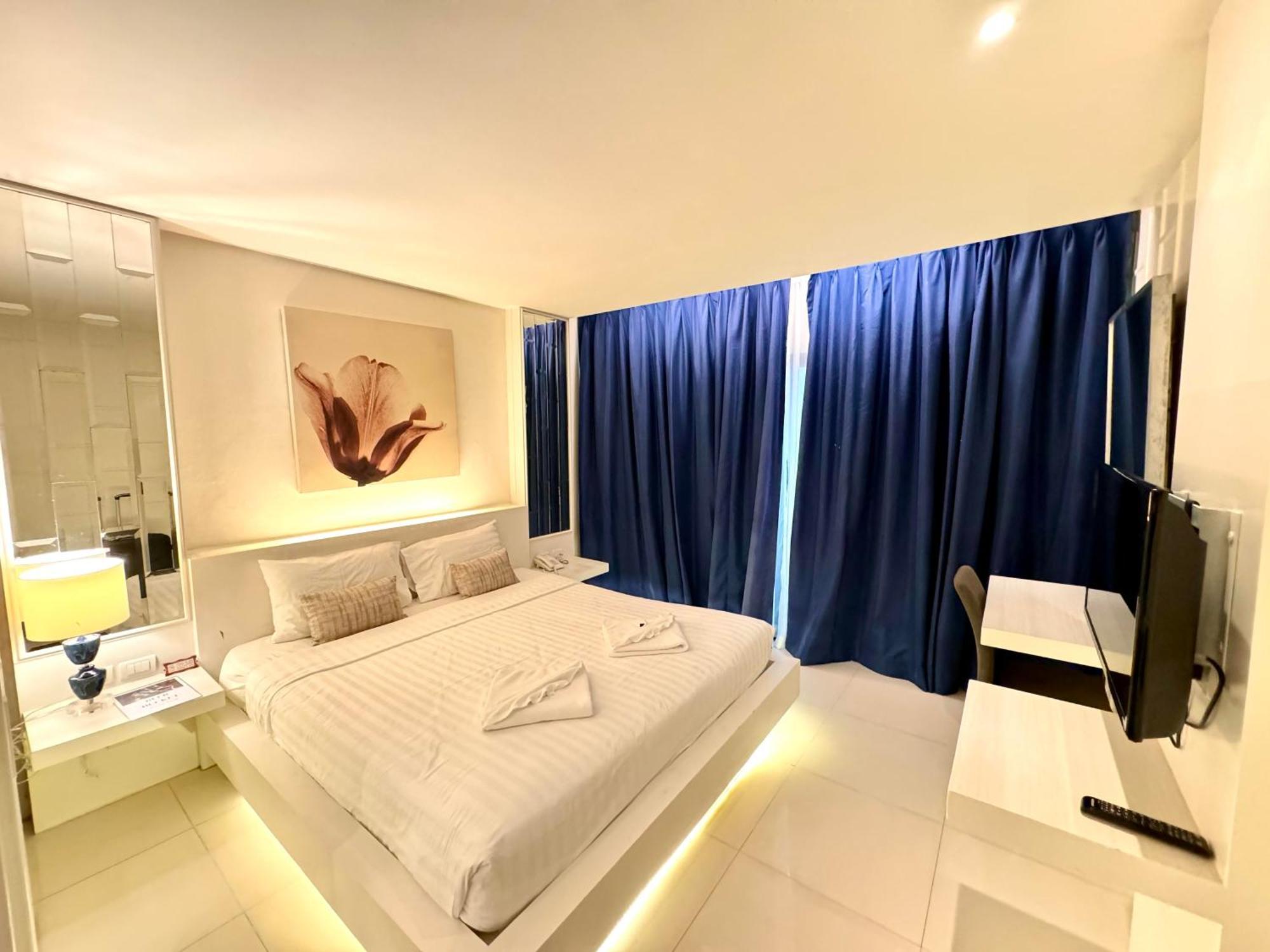 De Coze Hotel Patong Eksteriør bilde