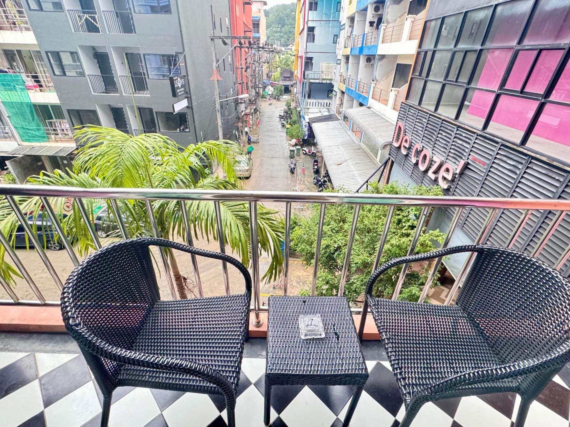 De Coze Hotel Patong Eksteriør bilde