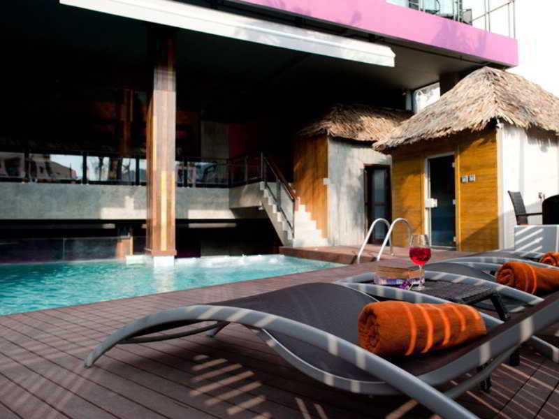 De Coze Hotel Patong Eksteriør bilde